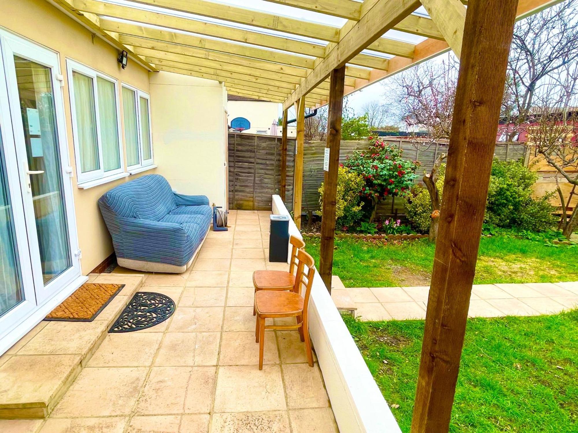 Appartamento 2 Bed Studio-free Parking-pet Friendly-garden *
