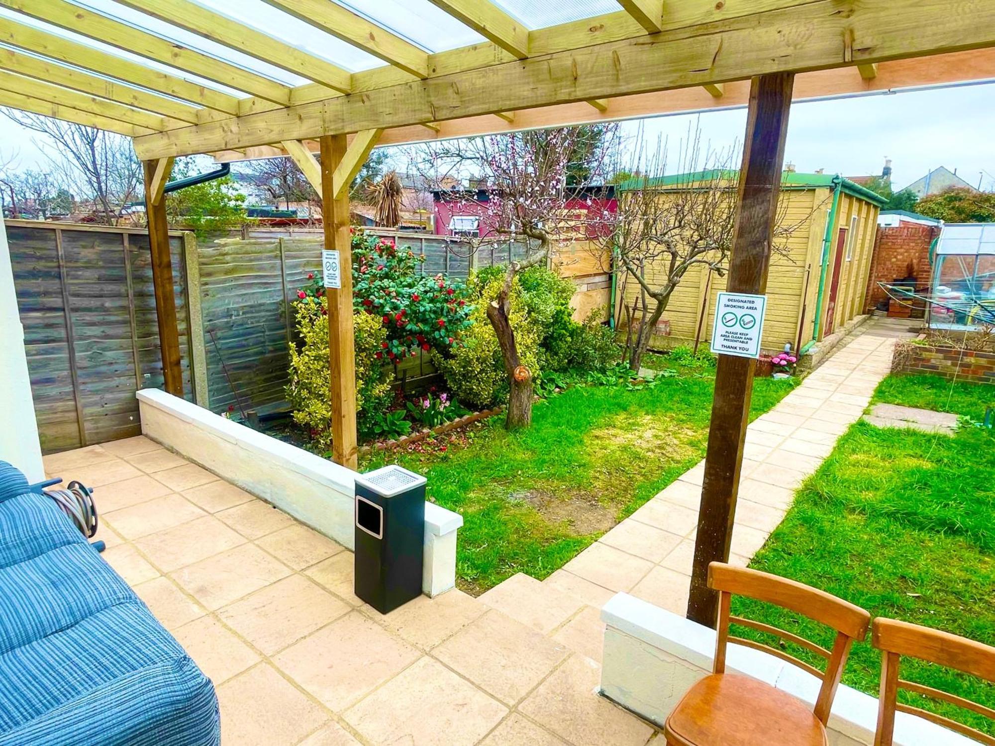 Appartamento 2 Bed Studio-free Parking-pet Friendly-garden Londra