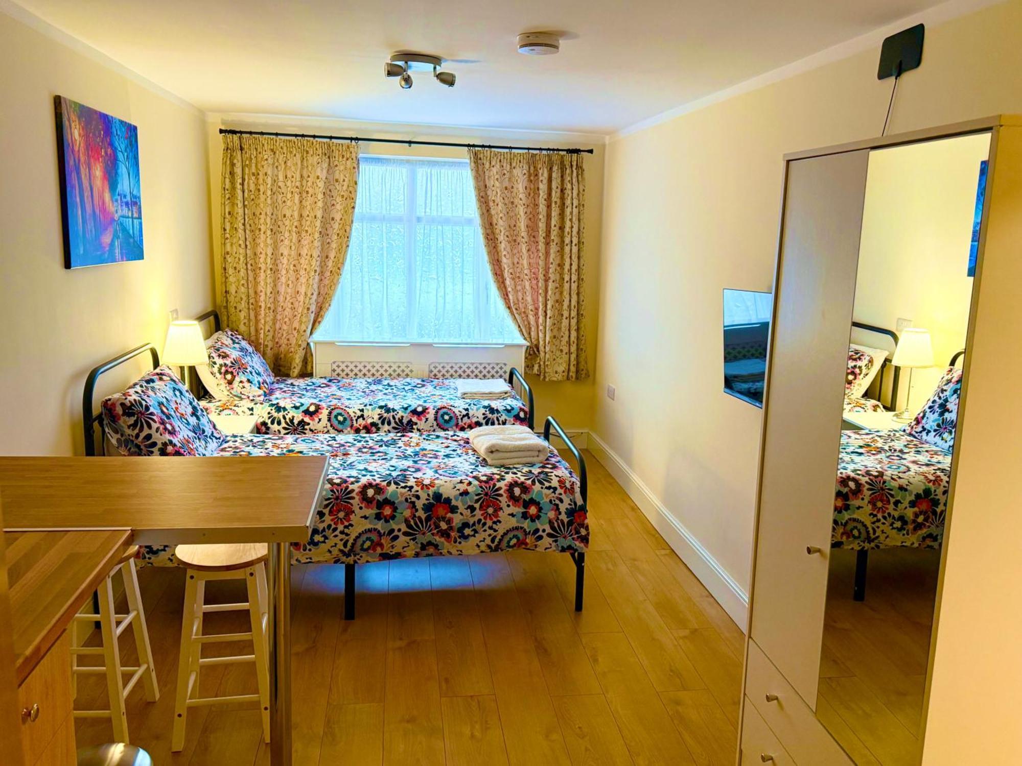 Appartamento 2 Bed Studio-free Parking-pet Friendly-garden *